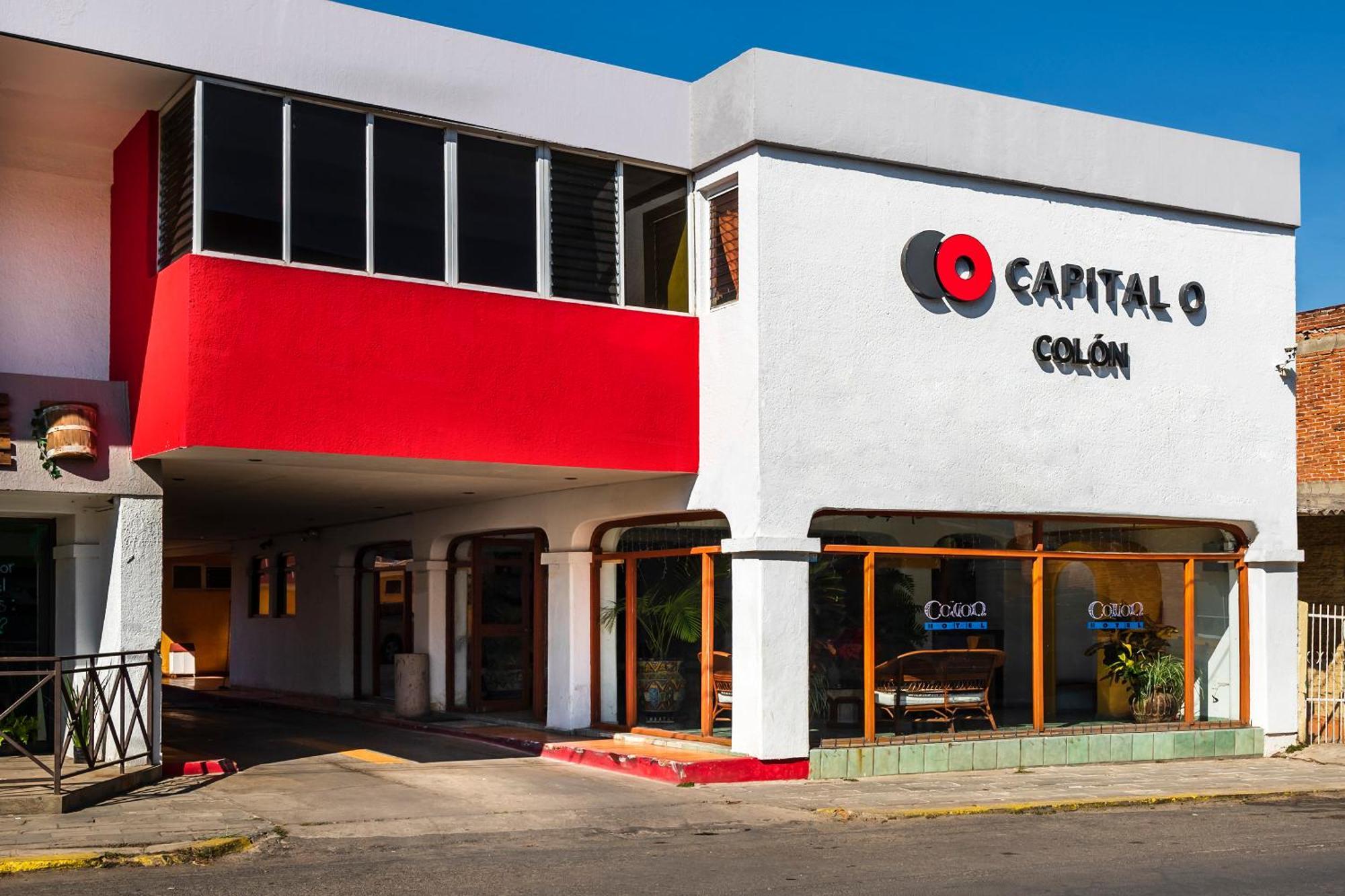 فندق Capital O Colon, Ciudad Guzman Jalisco المظهر الخارجي الصورة